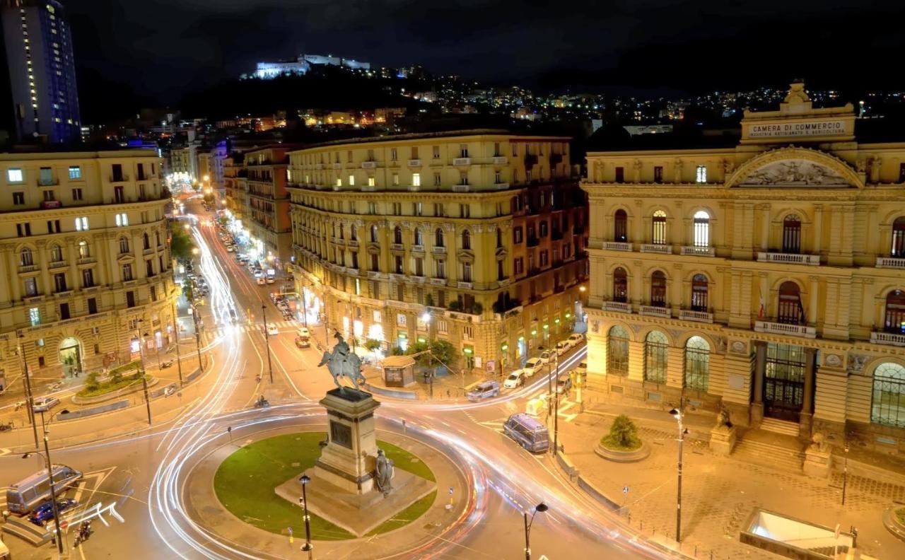 Golden Naples Acomodação com café da manhã Exterior foto